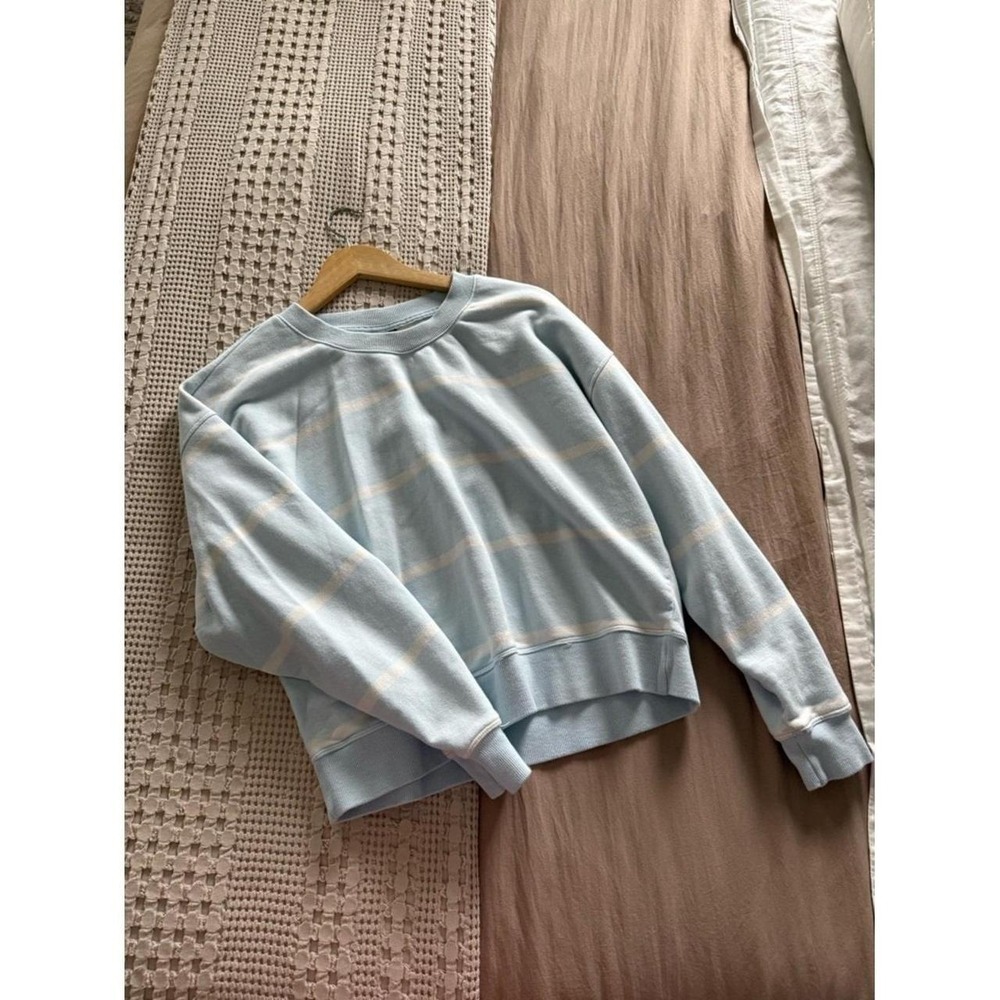 all in motion Light Blue and White Striped Sweatshirt Size M